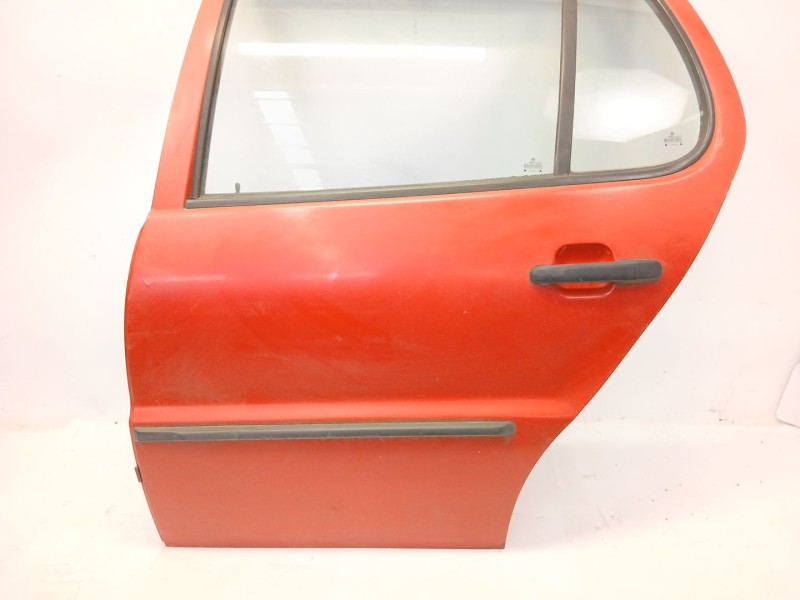 Recambio de puerta trasera izquierda para volkswagen polo iii (6n1) 50 1.0 referencia OEM IAM   