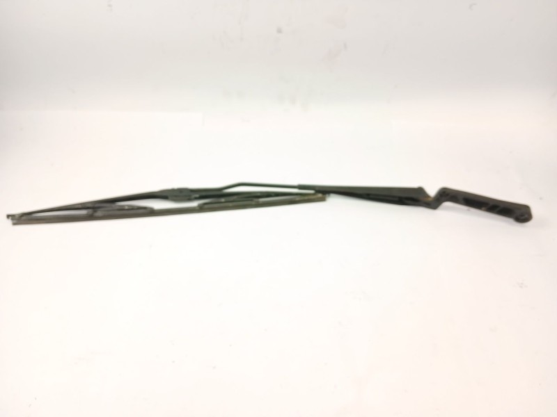 Recambio de brazo limpia delantero derecho para volkswagen polo iii (6n1) 50 1.0 referencia OEM IAM 955409  
