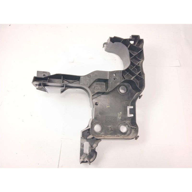 Recambio de soporte faro derecho para renault megane ii sedán (lm0/1_) 1.9 dci (lm0g, lm1g, lm2c) referencia OEM IAM 8200137496 