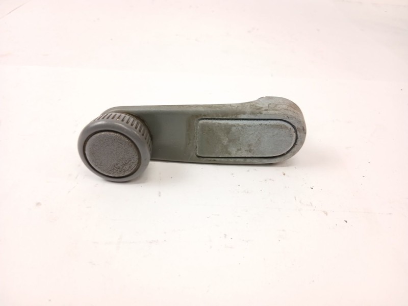 Recambio de maneta elevalunas delantera izquierda para peugeot 205 ii (20a/c) 1.7 diesel referencia OEM IAM   