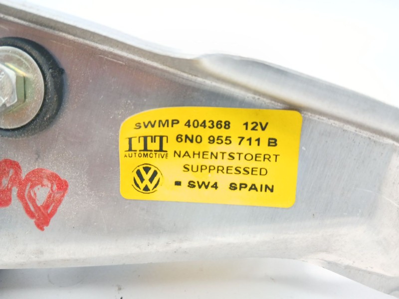 Recambio de motor limpia trasero para volkswagen polo iii (6n1) 50 1.0 referencia OEM IAM 6NO955711B  