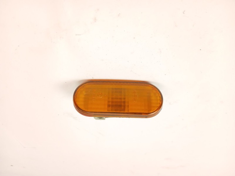 Recambio de piloto lateral izquierdo para volkswagen polo iii (6n1) 50 1.0 referencia OEM IAM 0152636  