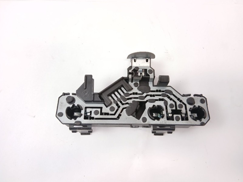 Recambio de portalamparas para volkswagen polo iii (6n1) 50 1.0 referencia OEM IAM   
