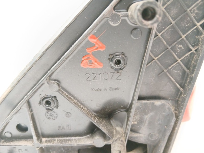 Recambio de retrovisor derecho para volkswagen polo iii (6n1) 50 1.0 referencia OEM IAM 221072  