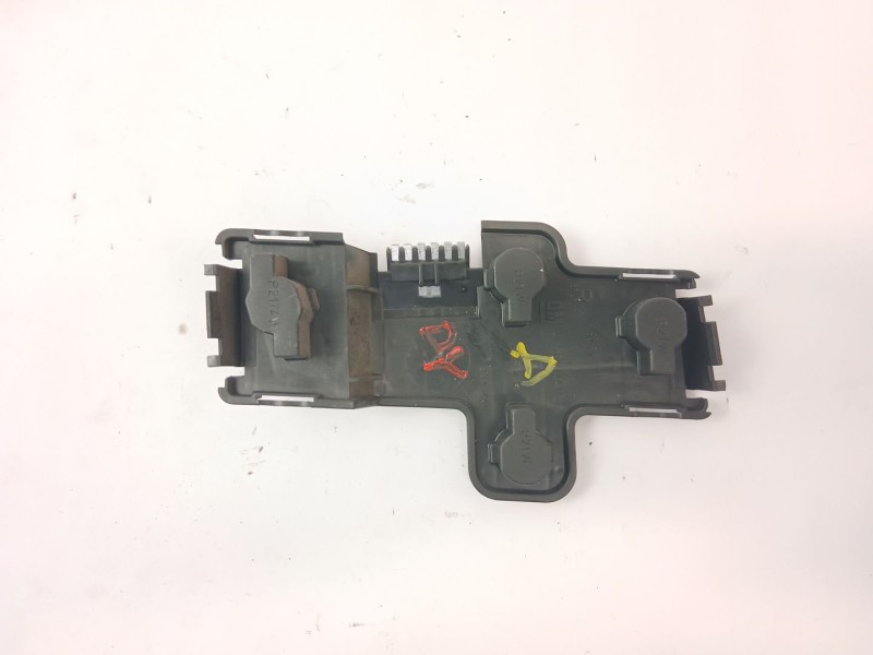 Recambio de portalamparas para opel vectra a fastback (88_, 89_) 1.8 i cat referencia OEM IAM   