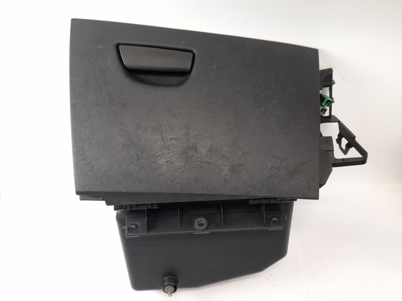Recambio de guantera para fiat stilo (192) 1.9 jtd 140 dynamic multijet referencia OEM IAM 1821920239  