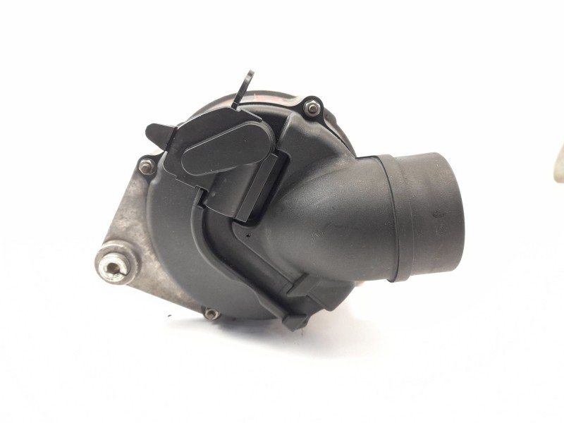 Recambio de alternador para bmw serie 5 touring (e34) 520i referencia OEM IAM 0120468042  