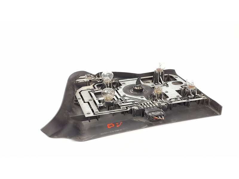 Recambio de portalamparas para bmw serie 3 compacto (e36) 1.7 318tds referencia OEM IAM 8364931  