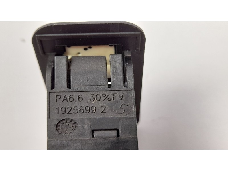 Recambio de interruptor para peugeot 206+ básico referencia OEM IAM 19256992  