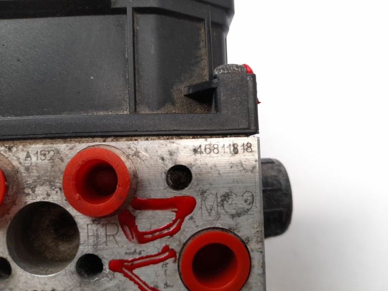 Recambio de abs para alfa romeo 147 (937_) 1.6 16v t.spark (937.axa1a, referencia OEM IAM 46811818  