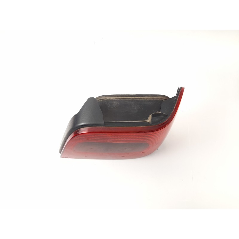 Recambio de piloto trasero derecho para citroën citroën xsara (n1) 1.9 d referencia OEM IAM 2534D  