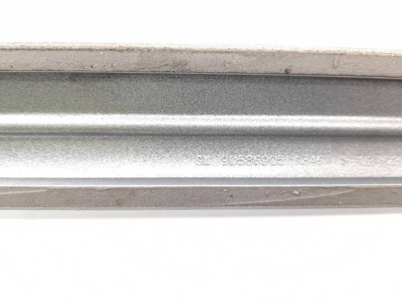 Recambio de moldura para opel vectra b hatchback (j96) 2.0 dti 16v (f68) referencia OEM IAM 90586905  