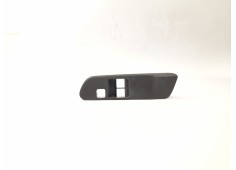 Recambio de moldura para nissan primera berlina (p11) 2.0 td referencia OEM IAM   