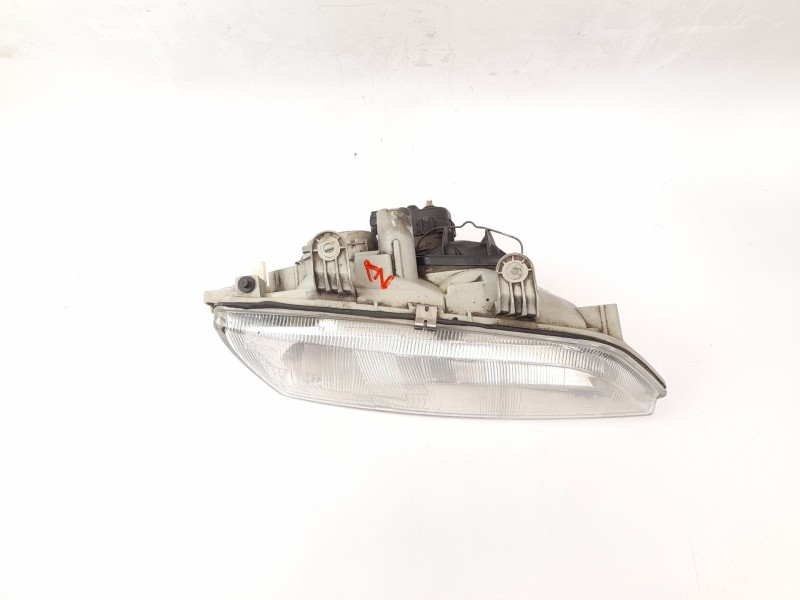 Recambio de faro derecho para nissan primera berlina (p11) 2.0 td referencia OEM IAM   