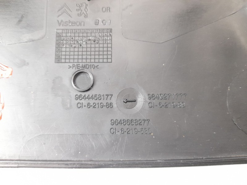 Recambio de moldura para peugeot partner monospace (5_, g_) 1.9 d referencia OEM IAM 9644458177  