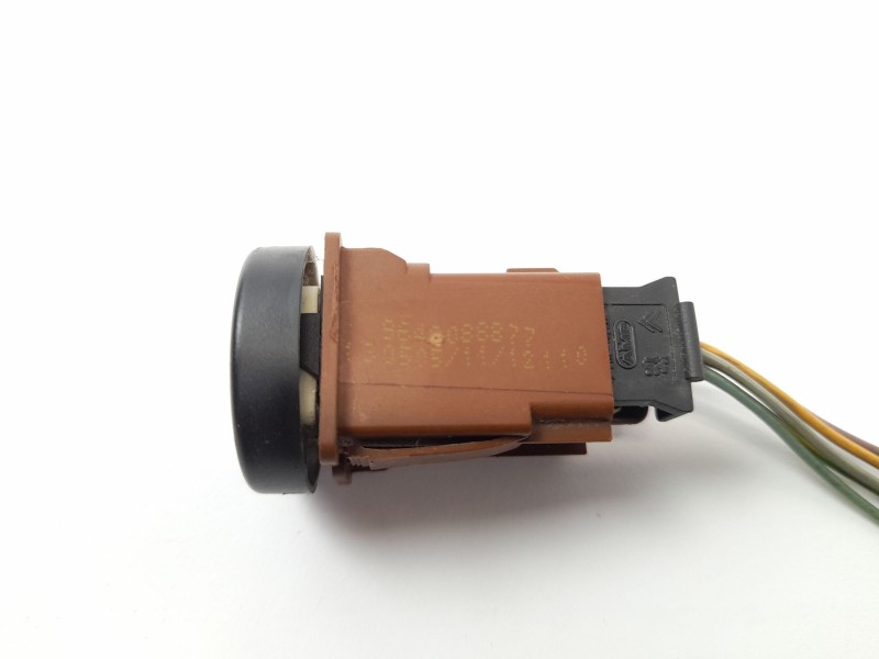 Recambio de boton aire acondicionado para peugeot partner monospace (5_, g_) 1.9 d referencia OEM IAM 9640088877  