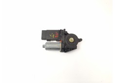 Recambio de motor elevalunas delantero izquierdo para volkswagen passat berlina (3b2) 1.8 referencia OEM IAM 0130821695  