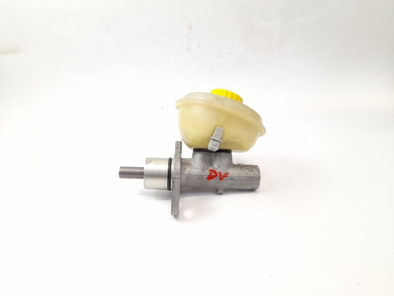 Recambio de bomba freno para volkswagen passat berlina (3b2) 1.8 referencia OEM IAM 8D0611301  