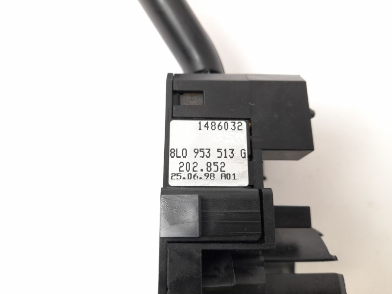 Recambio de mando intermitentes para volkswagen passat berlina (3b2) 1.8 referencia OEM IAM 8L0953513G  