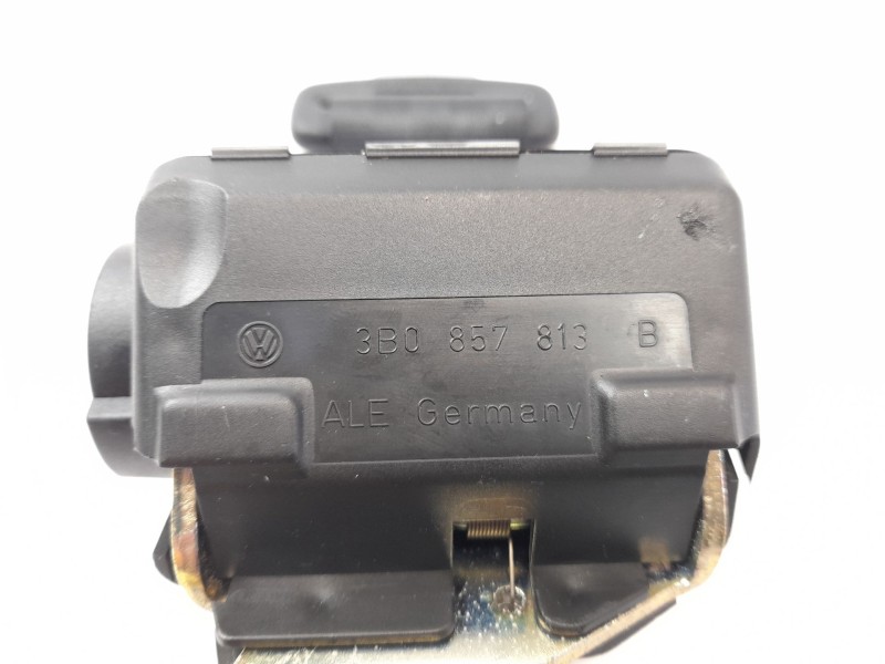 Recambio de cinturon seguridad trasero central para volkswagen passat berlina (3b2) 1.8 referencia OEM IAM 3B0857813B  