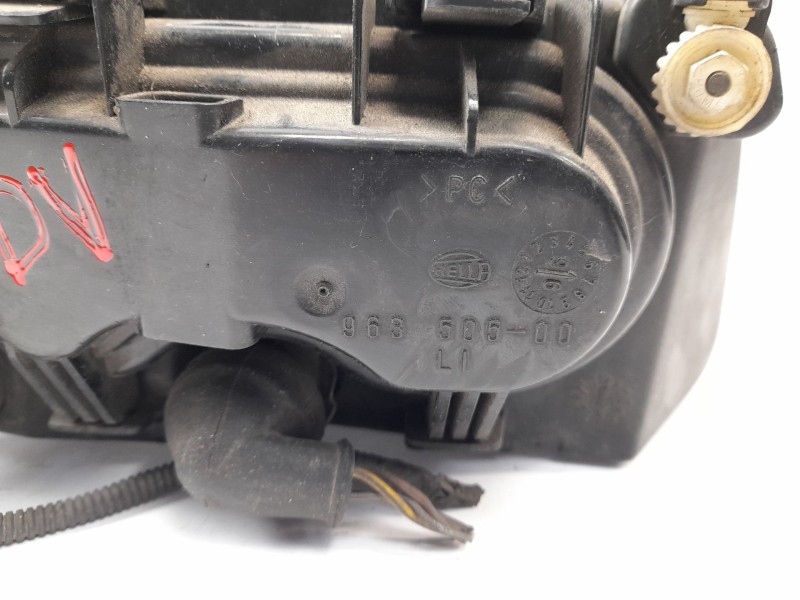 Recambio de faro izquierdo para audi a3 (8l) 1.8 referencia OEM IAM 96350500  