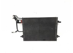 Recambio de condensador / radiador aire acondicionado para volkswagen passat berlina (3b2) 1.8 referencia OEM IAM 8D0260401E  