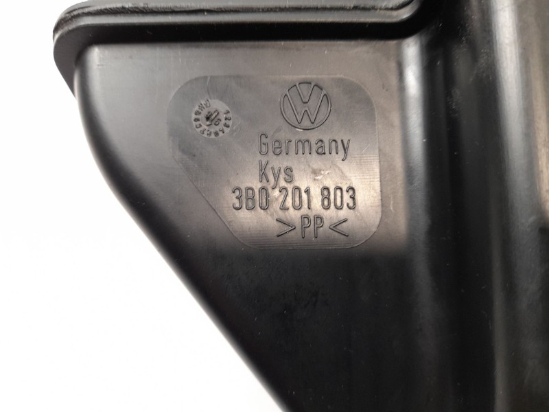 Recambio de filtro carbono activo para volkswagen passat berlina (3b2) 1.8 referencia OEM IAM 3B0201803  