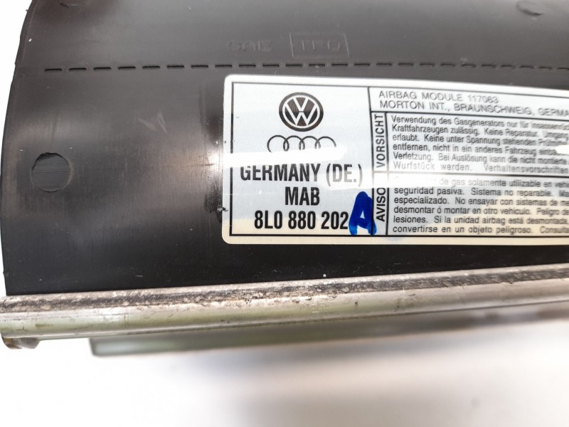 Recambio de airbag delantero derecho para audi a3 (8l) 1.8 referencia OEM IAM 8L0880202  