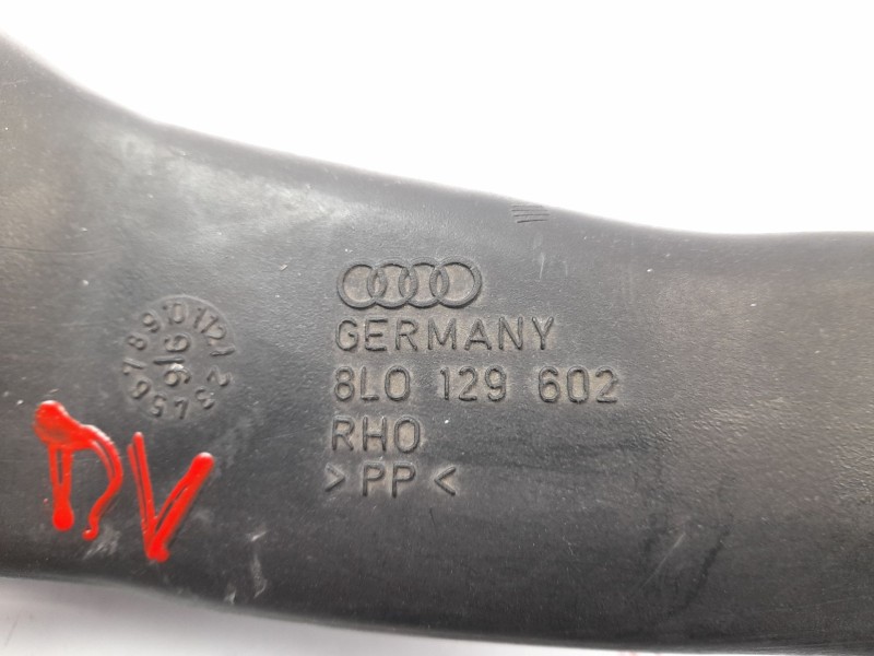 Recambio de tubo admision para audi a3 (8l) 1.8 referencia OEM IAM 8L0129602  