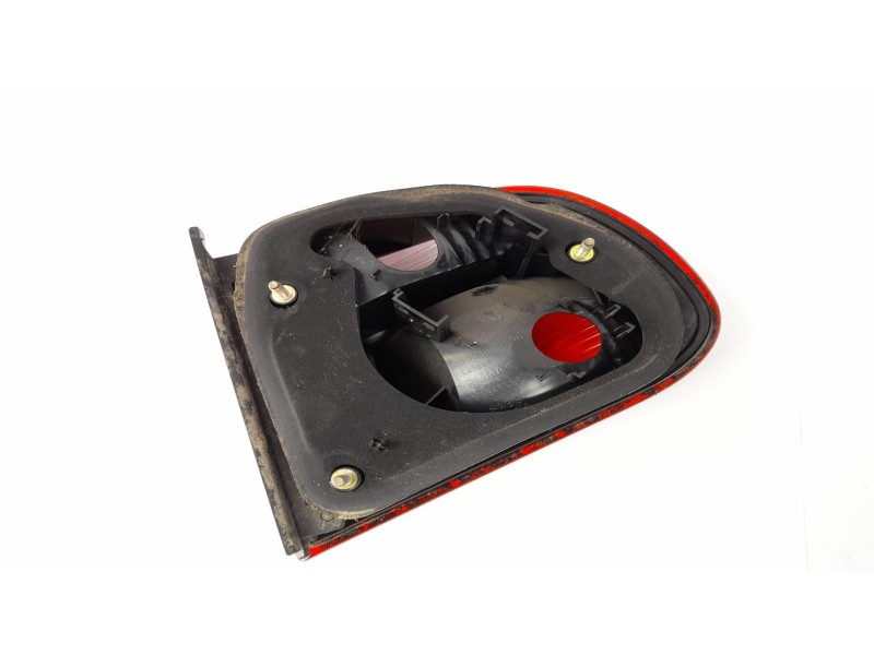Recambio de piloto trasero izquierdo para seat toledo (1m2) 1.9 tdi referencia OEM IAM 1M5945095B  