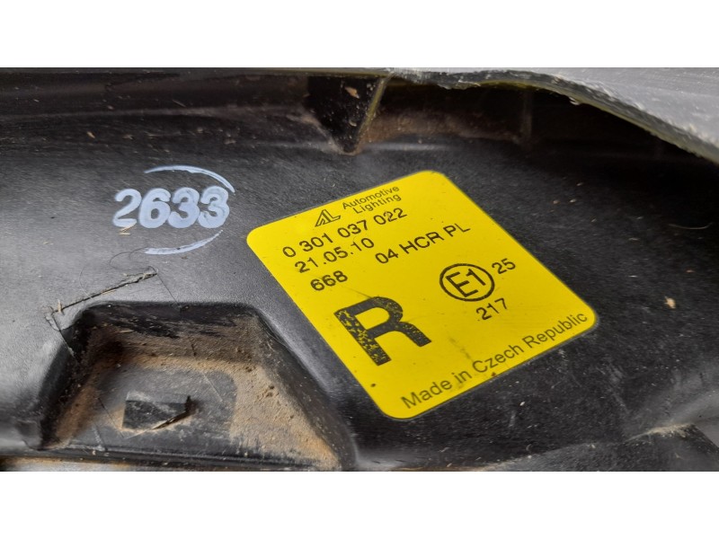 Recambio de faro derecho para peugeot 406 berlina (s1/s2) 1.9 td referencia OEM IAM 0301037022 E125217 