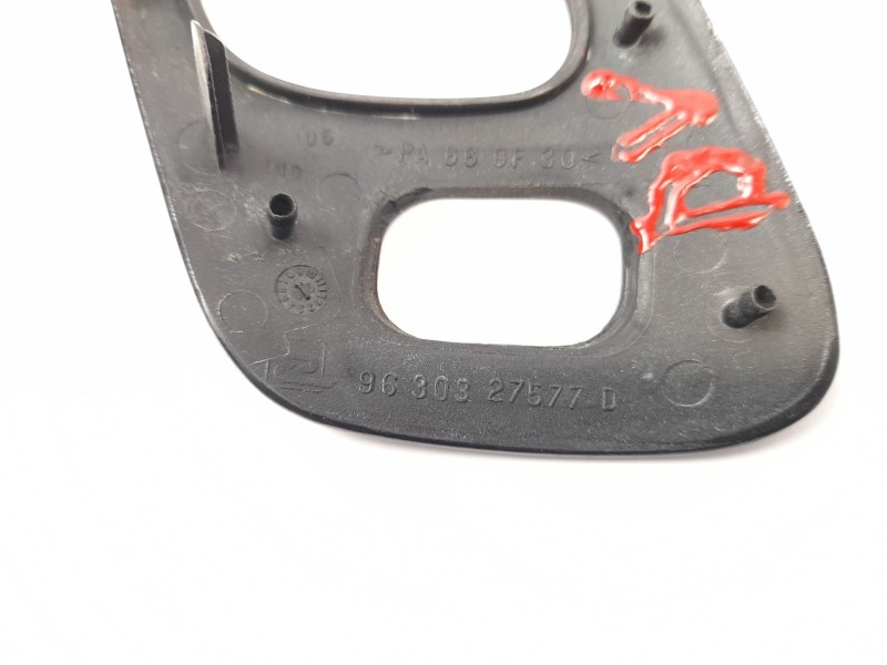 Recambio de moldura para peugeot 607 (s2) 2.0 16v hdi fap cat (rhr / dw10bted4) referencia OEM IAM 9630327577D  