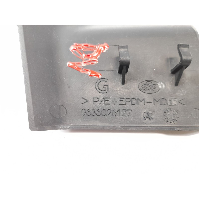 Recambio de moldura para peugeot 607 (s2) 2.0 16v hdi fap cat (rhr / dw10bted4) referencia OEM IAM 9636026177  