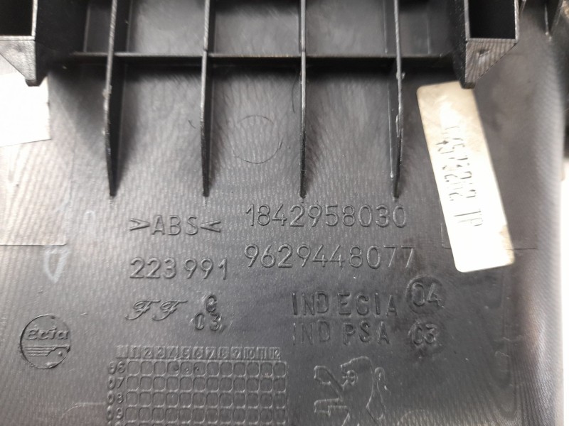 Recambio de moldura para peugeot 607 (s2) 2.0 16v hdi fap cat (rhr / dw10bted4) referencia OEM IAM 9629448077  