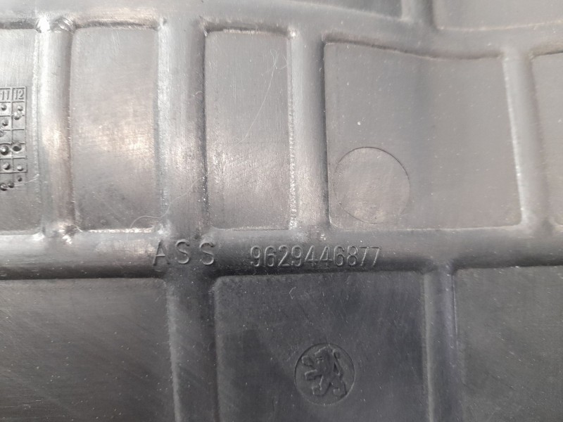 Recambio de moldura para peugeot 607 (s2) 2.0 16v hdi fap cat (rhr / dw10bted4) referencia OEM IAM 9629446877  