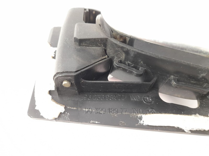 Recambio de maneta interior delantera izquierda para peugeot 206 berlina gti referencia OEM IAM 9623698477  