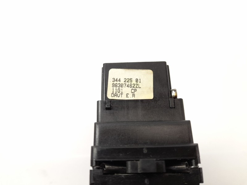 Recambio de mando intermitentes para peugeot 206 berlina gti referencia OEM IAM 96307462ZL  