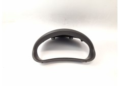 Recambio de moldura para peugeot 206 berlina gti referencia OEM IAM 9624233277  