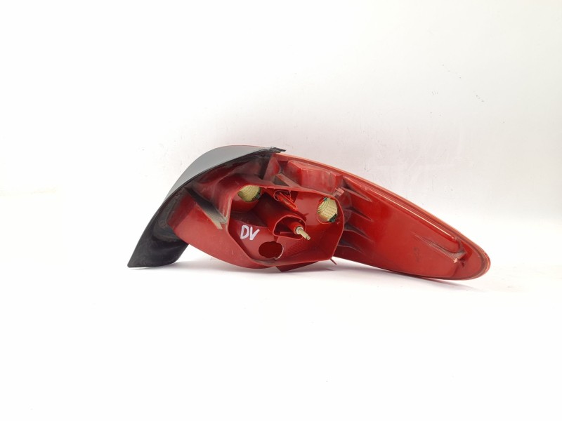 Recambio de piloto trasero izquierdo para peugeot 206 berlina gti referencia OEM IAM 2531G  