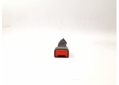 Recambio de enganche cinturon seguridad trasero izquierdo para peugeot 206 berlina gti referencia OEM IAM    2