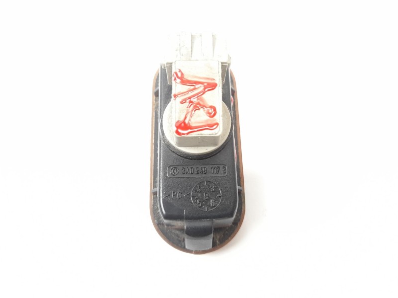 Recambio de piloto lateral derecho para volkswagen golf iii (1h1) 1.9 tdi referencia OEM IAM 3A0949117B  