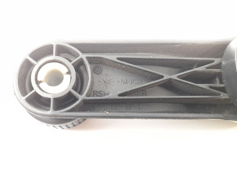 Recambio de maneta elevalunas trasera derecha para volkswagen golf iii (1h1) 1.9 tdi referencia OEM IAM 1H0837581D  
