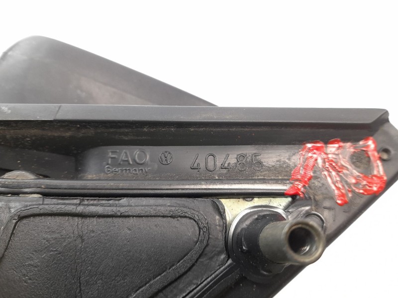 Recambio de retrovisor izquierdo para volkswagen golf iii (1h1) 1.9 tdi referencia OEM IAM 40485  