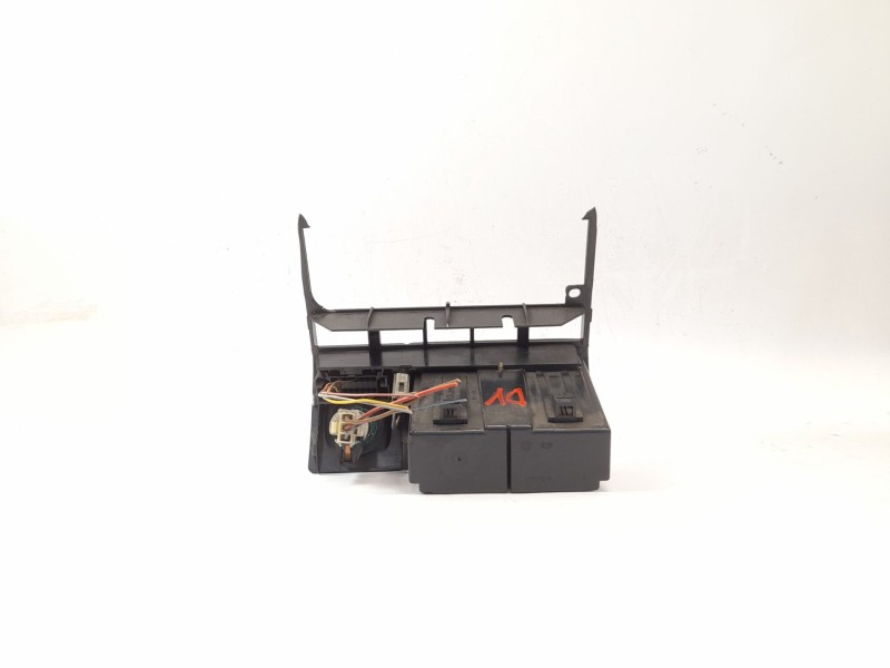 Recambio de cenicero para volkswagen golf iii (1h1) 1.9 tdi referencia OEM IAM 1H1857305  