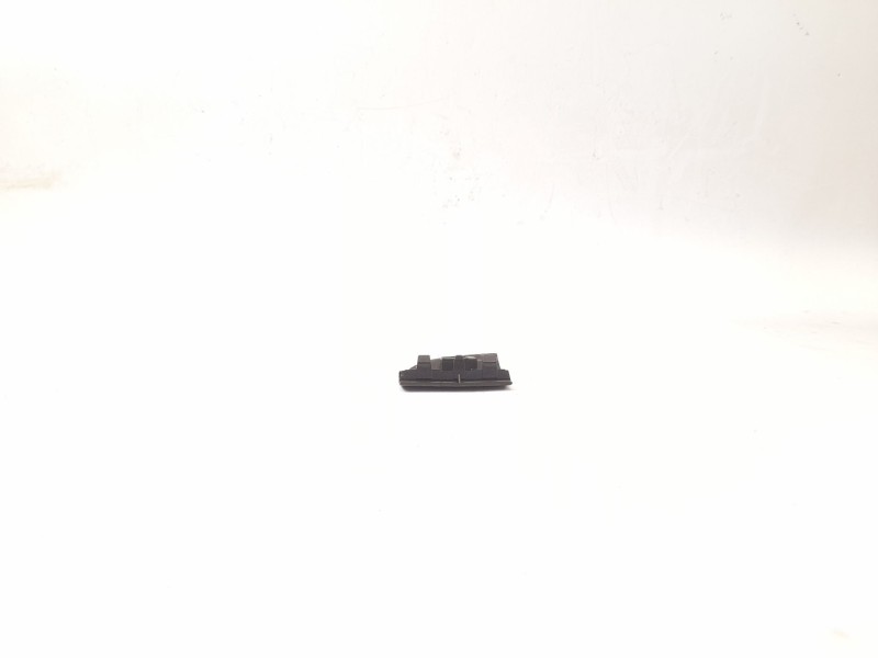 Recambio de moldura para volkswagen golf iii (1h1) 1.9 tdi referencia OEM IAM 1H1819742  