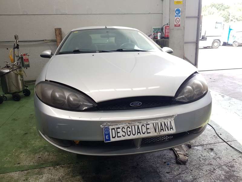 ford cougar (mc) del año 2000