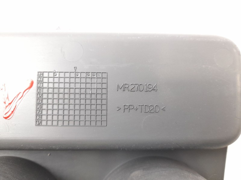 Recambio de moldura para mitsubishi space star monospace (dg_a) 1.8 gdi (dg5a) referencia OEM IAM MR270194  