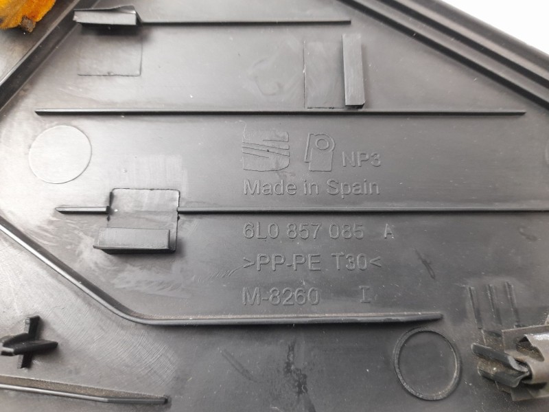 Recambio de moldura para seat ibiza (6l1) 1.4 tdi referencia OEM IAM 6L0857085A  