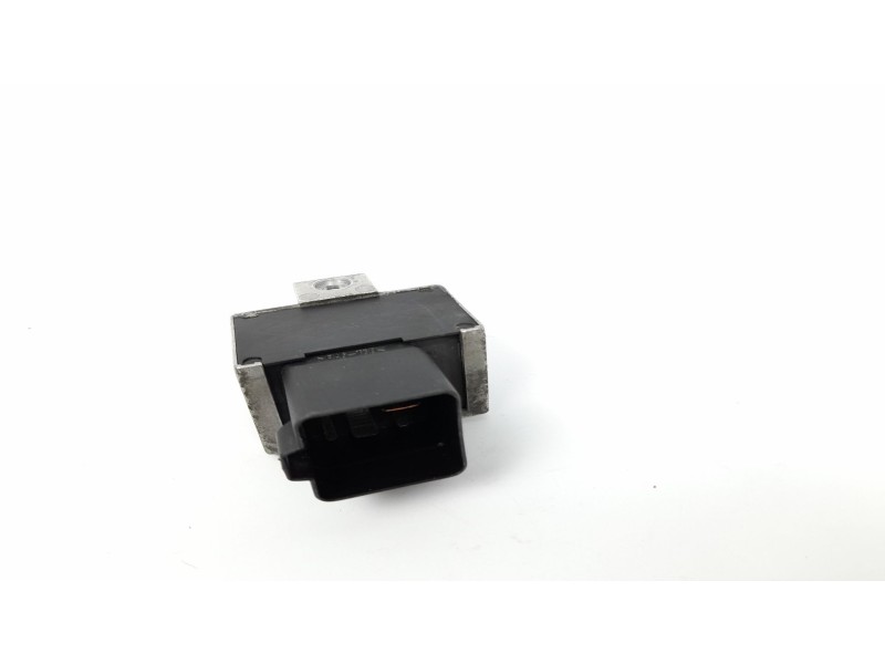 Recambio de caja precalentamiento para nissan note (e11e) 1.5 dci referencia OEM IAM 7700115078  