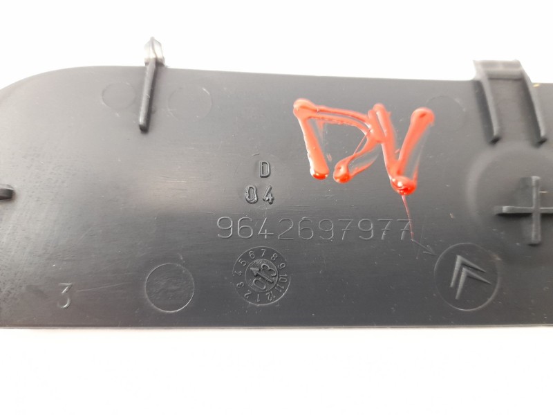 Recambio de moldura para citroën c3 i (fc_, fn_) 1.4 16v hdi referencia OEM IAM 9642697977  